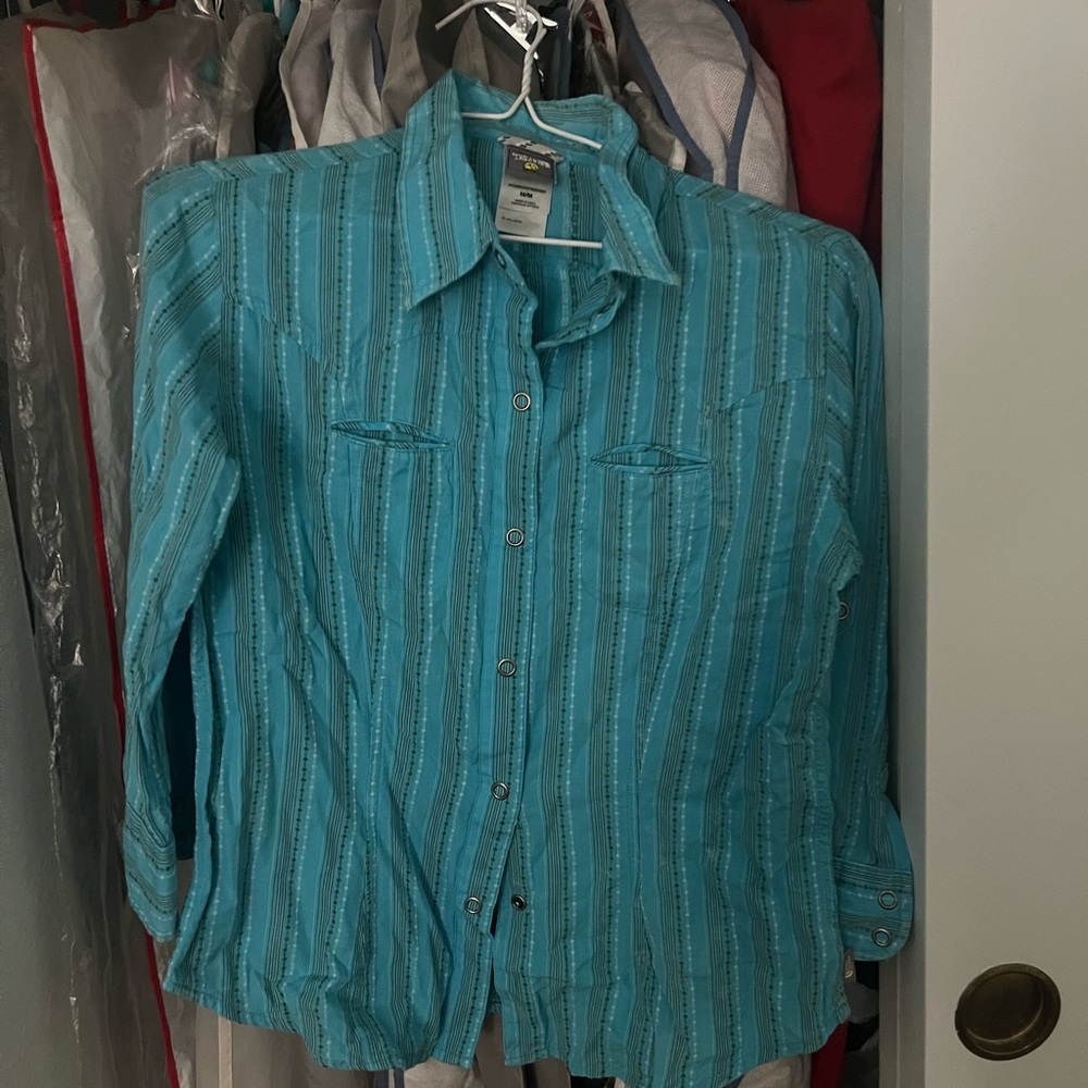 North Face Women’s Medium Blue Striped Shirt